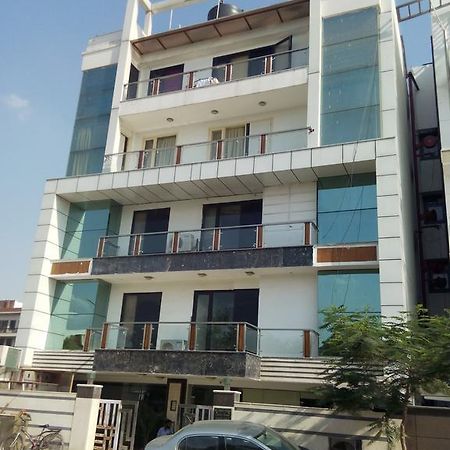 Hotel Manzil Noida Exteriér fotografie